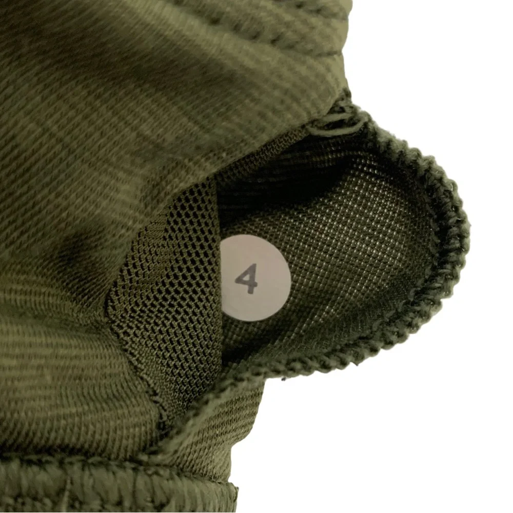 LULULEMON ATHLETICA Army Green T Back Sports Bra Sz 4